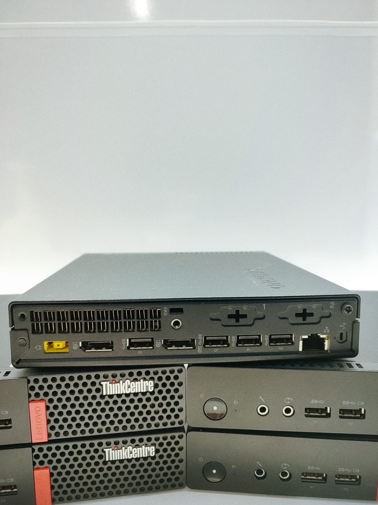 2.EL MİNİ PC LENOVO M710Q İ3 6.NESİL 8GB RAM 128GB SSD 2X DP