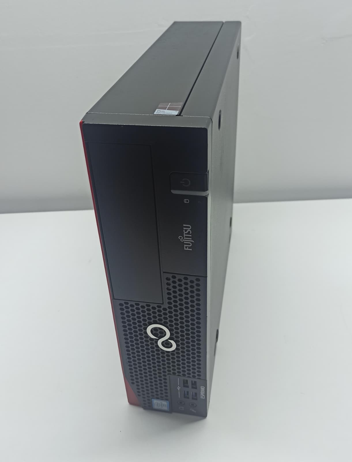 2.EL PC YATAY FUJITSU ESPRİMO D756/E90 İ5 6.NESİL ( RAM HDD YOK)2XDP/ DVI / 2XSERİ