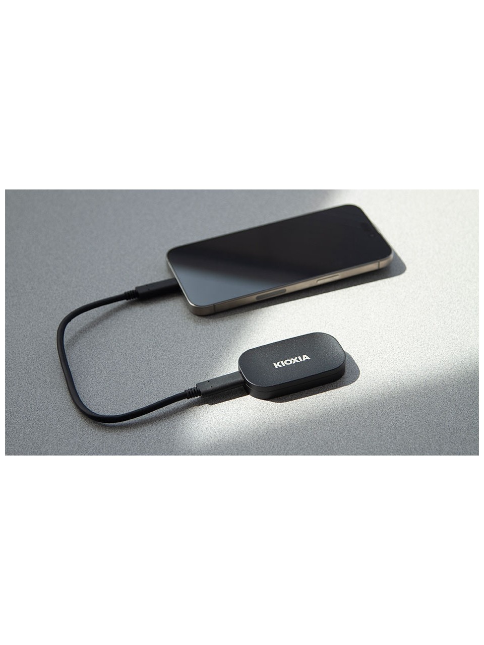 HDD TAŞINABİLİR 1TB KIOXIA EXCERIA PLUS G2 PORTABLE SSD, GEN2  R:1050MB/S W:1000 MB/S